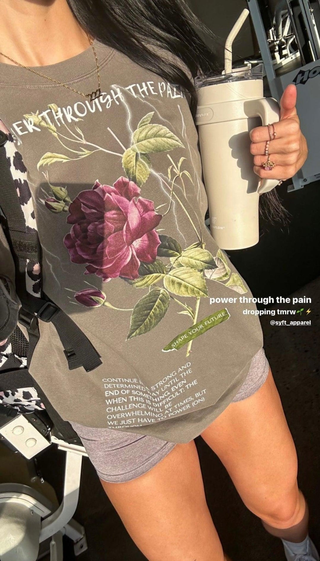POWER THROUGH THE PAIN “PREMIUM VINTAGE” OVERSIZED TEE IN GREY